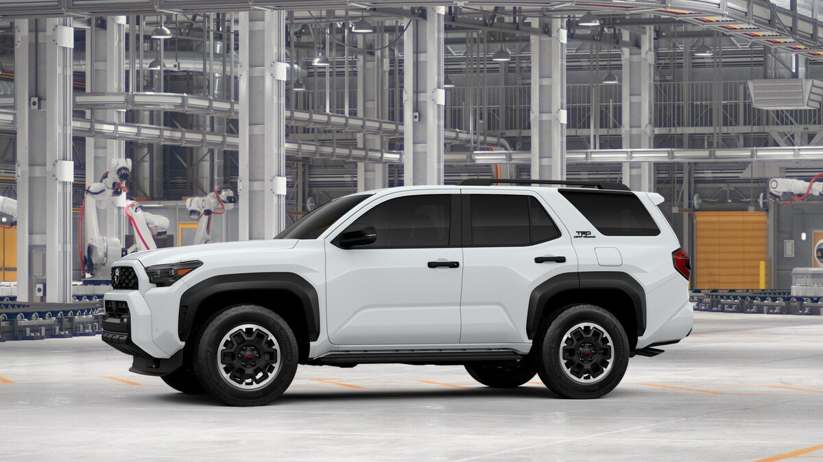 2026 Toyota 4Runner TRD Off-Road Premium photo 3