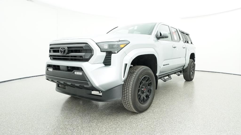 2025 Toyota Tacoma SR5 - Photo 20