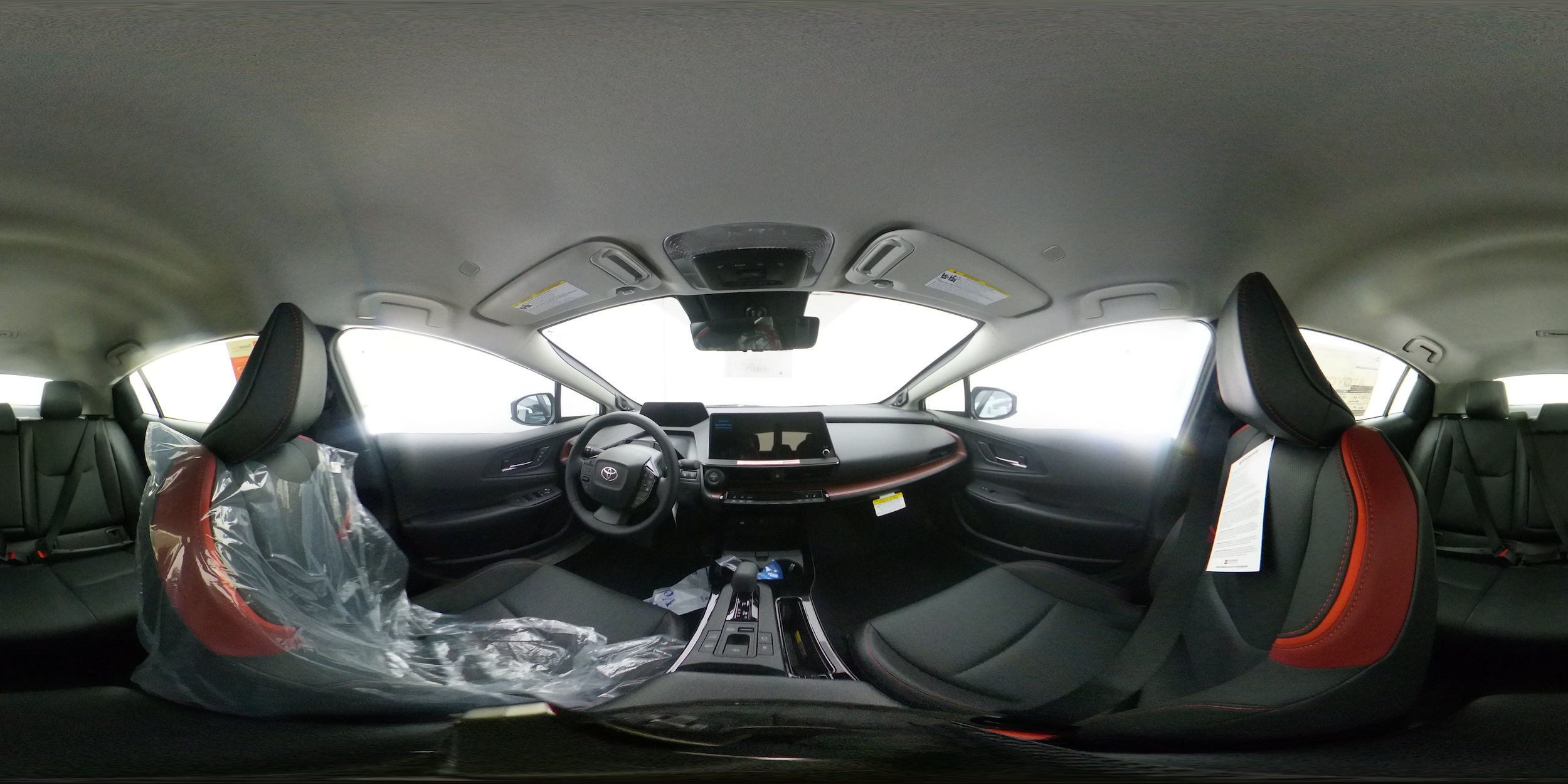 2026 Toyota Prius Plug-in Hybrid XSE Premium - Photo 23