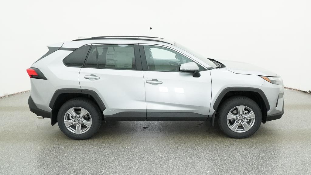 New 2025 Toyota RAV4 Hybrid XLE SUV