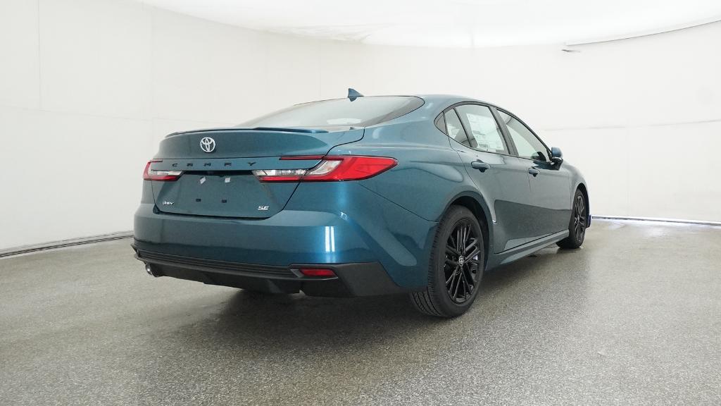 2026 Toyota Camry SE photo 3