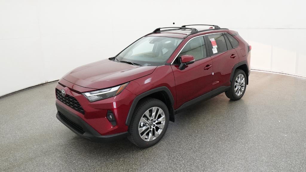 2025 Toyota RAV4 XLE Premium's photo