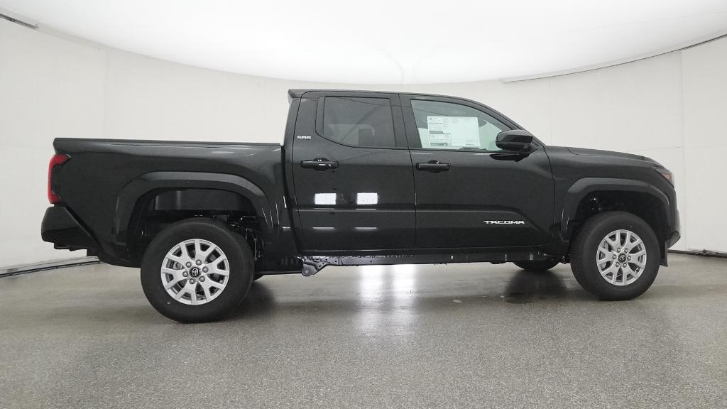 2025 Toyota Tacoma SR5 - Photo 31