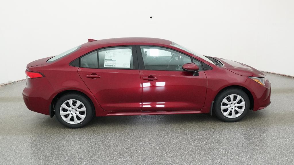 2026 Toyota Corolla LE photo 3