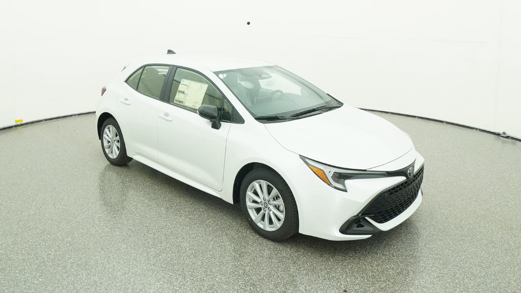 2026 Toyota Corolla SE photo 2