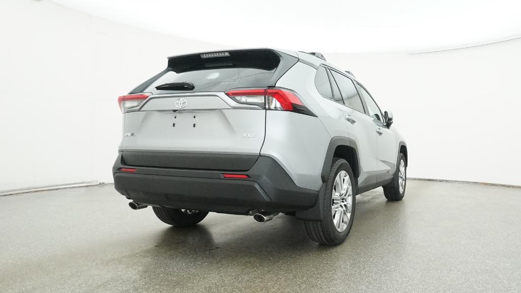 2025 Toyota RAV4 XLE Premium photo 2