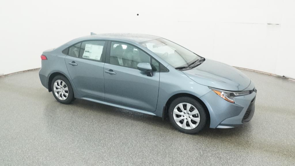 2026 Toyota Corolla LE photo 4