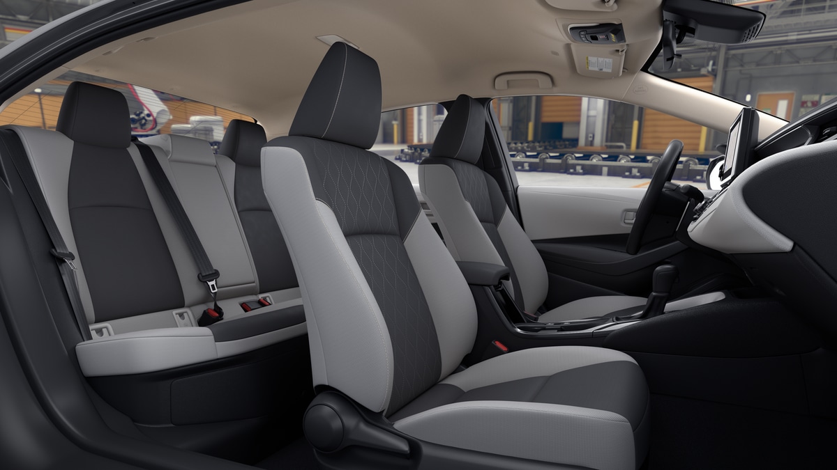 2026 Toyota Corolla LE - Photo 20
