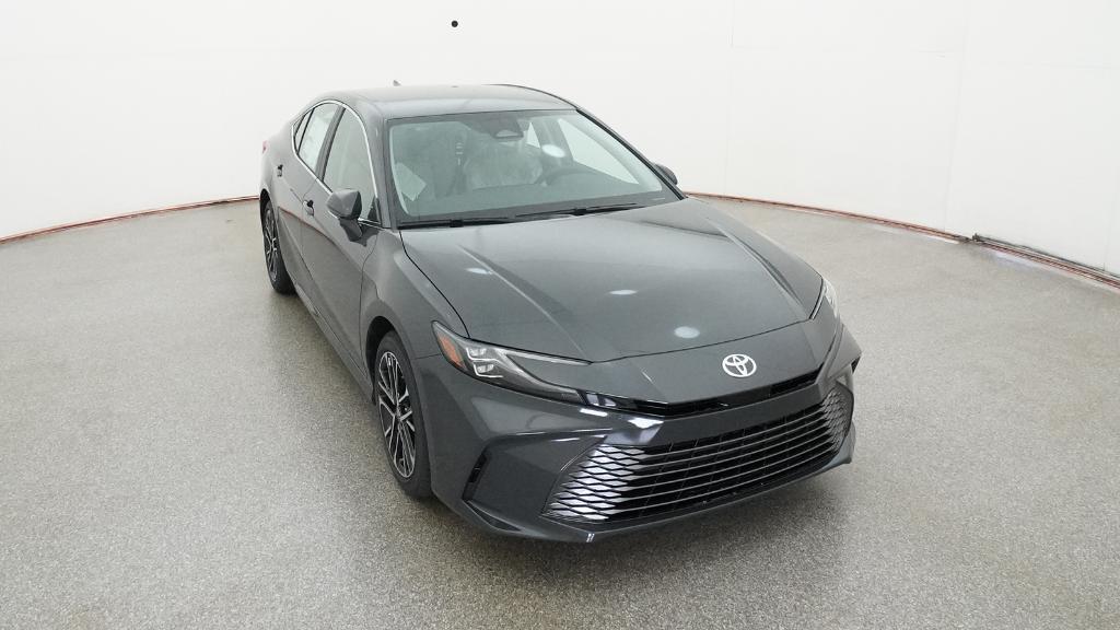 2026 Toyota Camry XLE - Photo 18