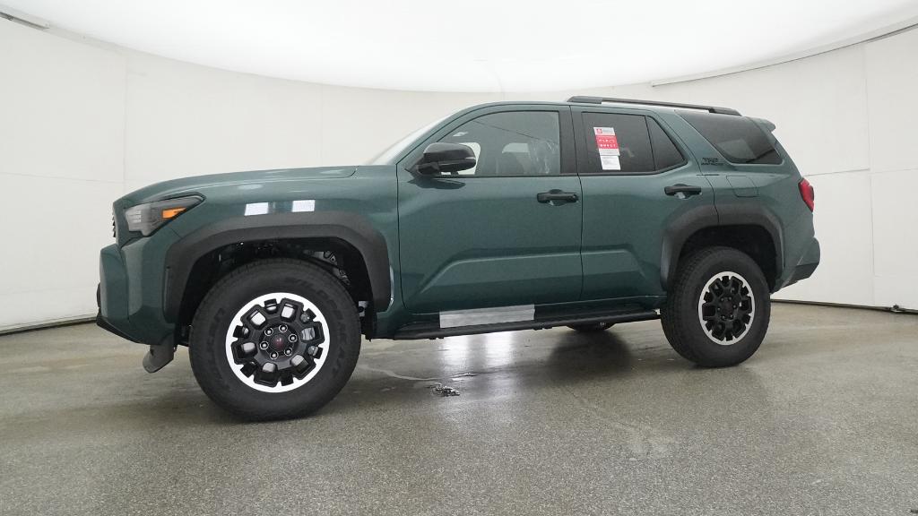 2025 Toyota 4Runner TRD Off-Road photo 2