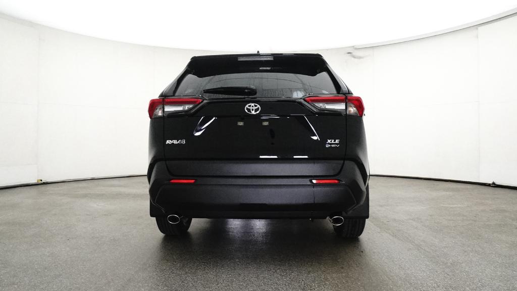 2025 Toyota RAV4 Hybrid XLE photo 3