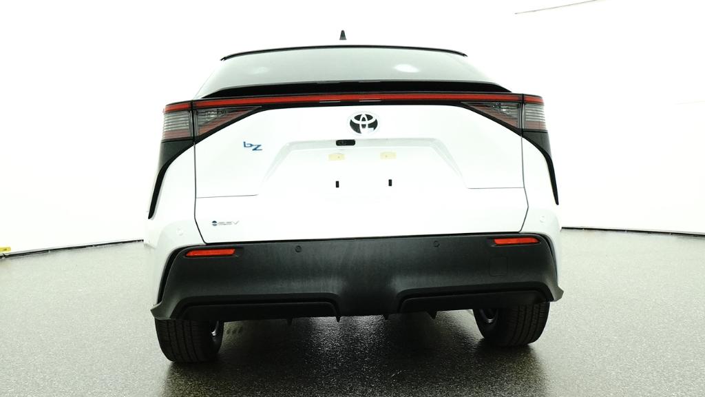 2026 Toyota bZ XLE - Photo 43