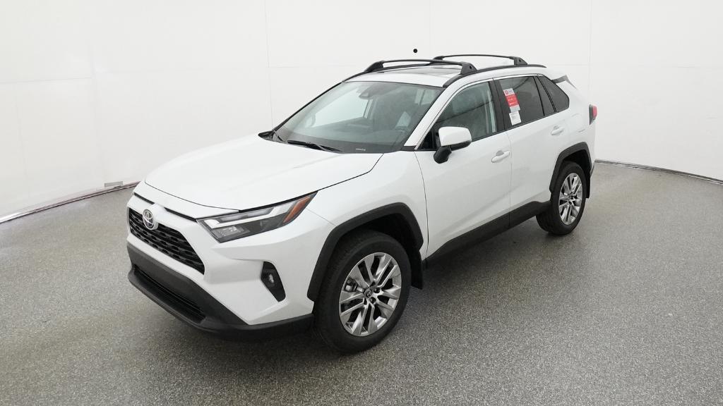 2025 Toyota RAV4 XLE Premium's photo