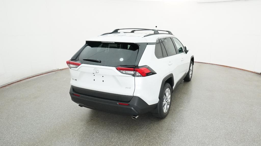 2025 Toyota RAV4 XLE Premium photo 4
