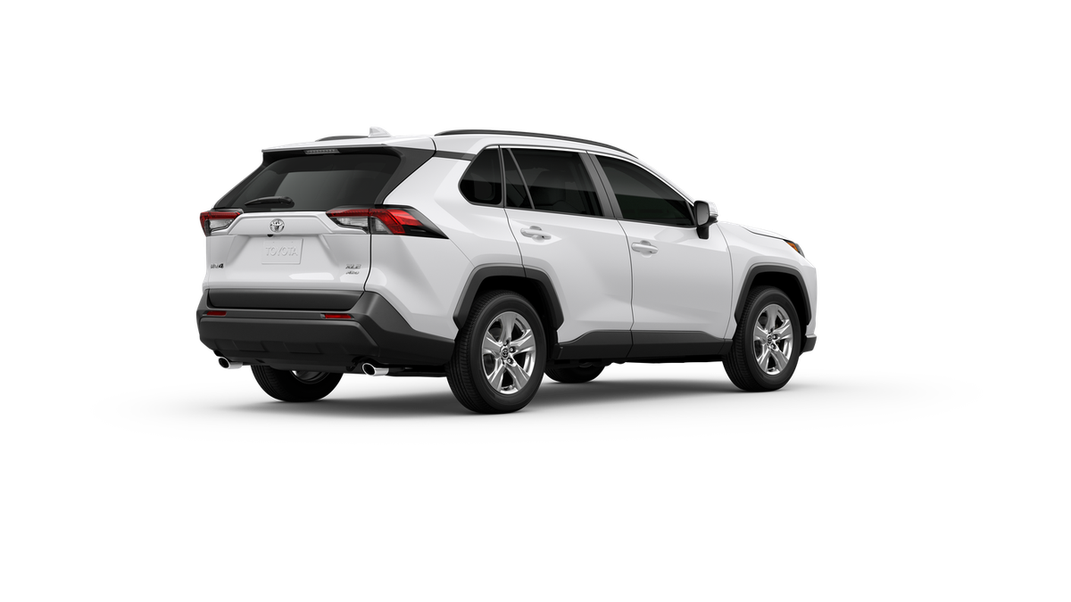 2025 Toyota RAV4 XLE photo 12