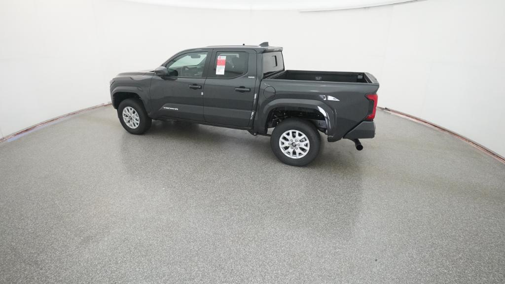 2025 Toyota Tacoma SR5 photo 3
