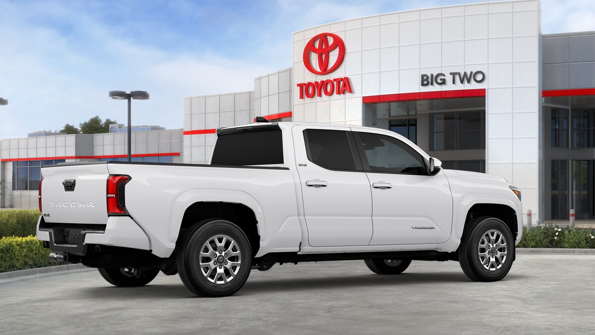 2026 Toyota Tacoma SR5 - Photo 11
