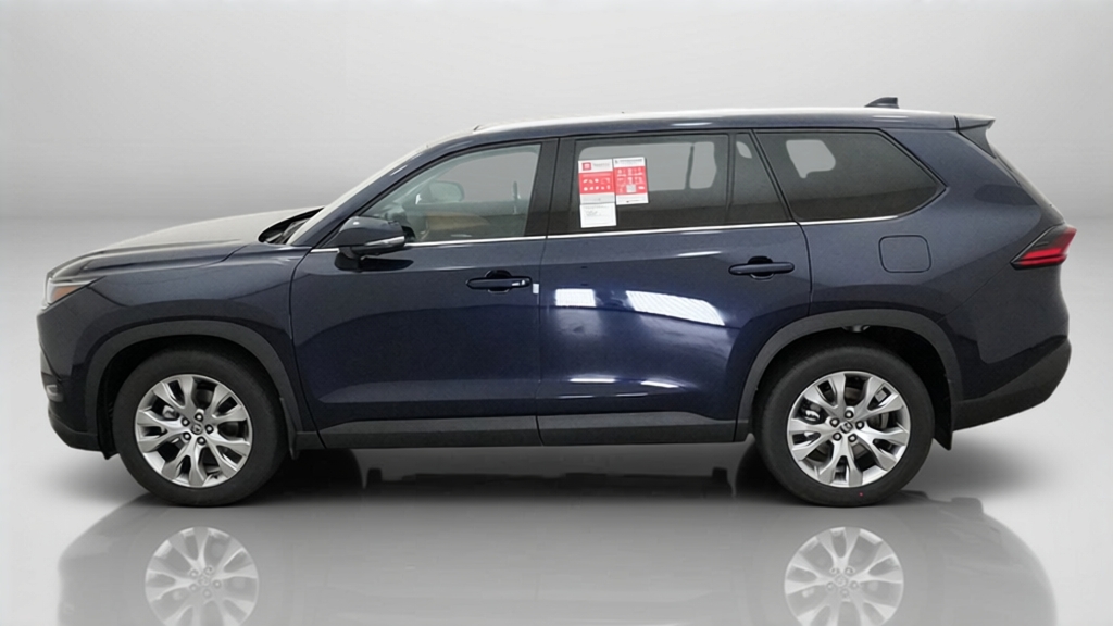 New 2026 Toyota Grand Highlander Hybrid Limited SUV