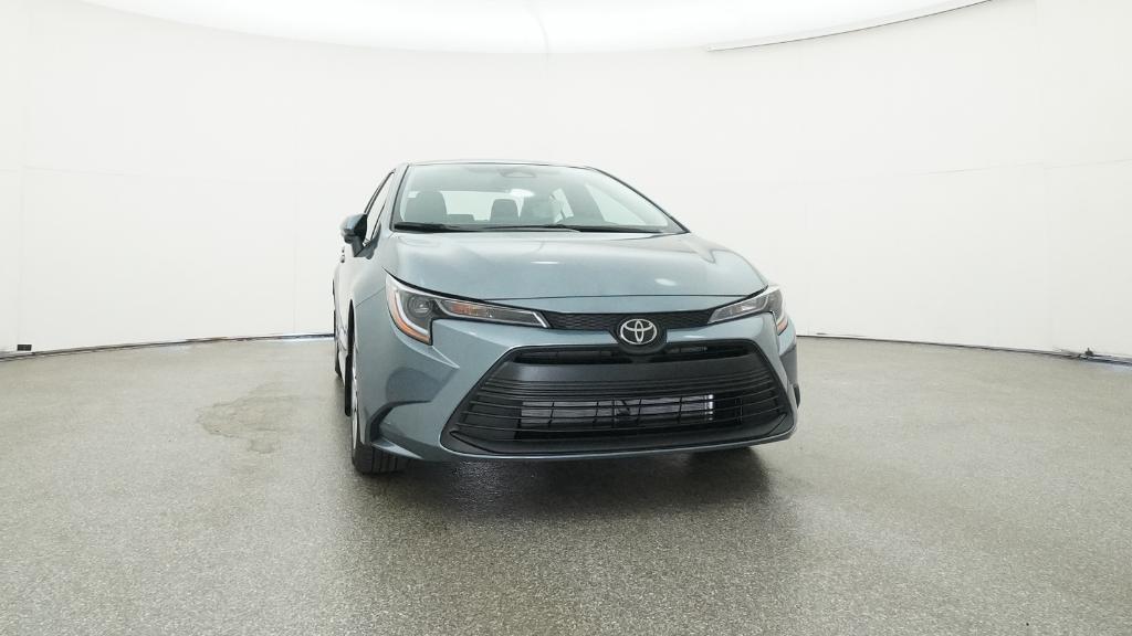 2026 Toyota Corolla LE photo 4
