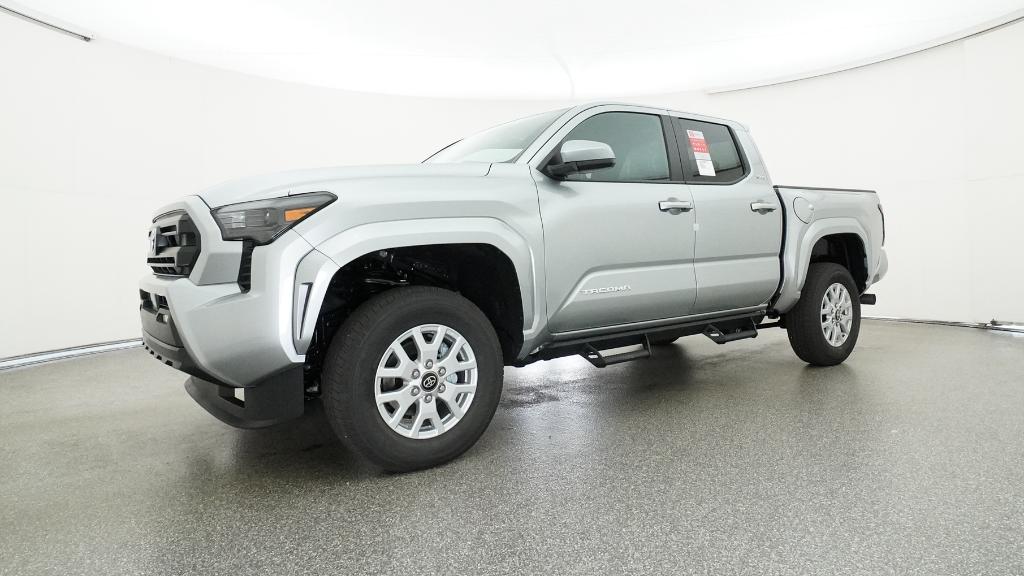 2025 Toyota Tacoma SR5 photo 3