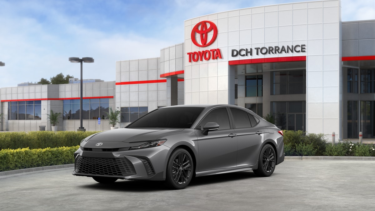 2026 Toyota Camry SE's photo