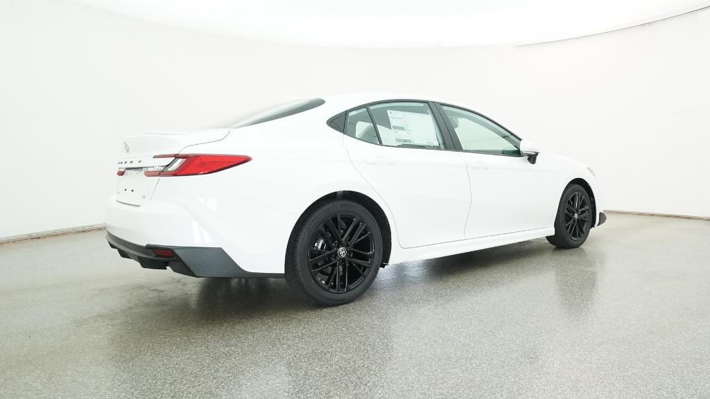 2026 Toyota Camry SE photo 2