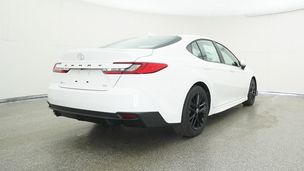 2026 Toyota Camry SE photo 3