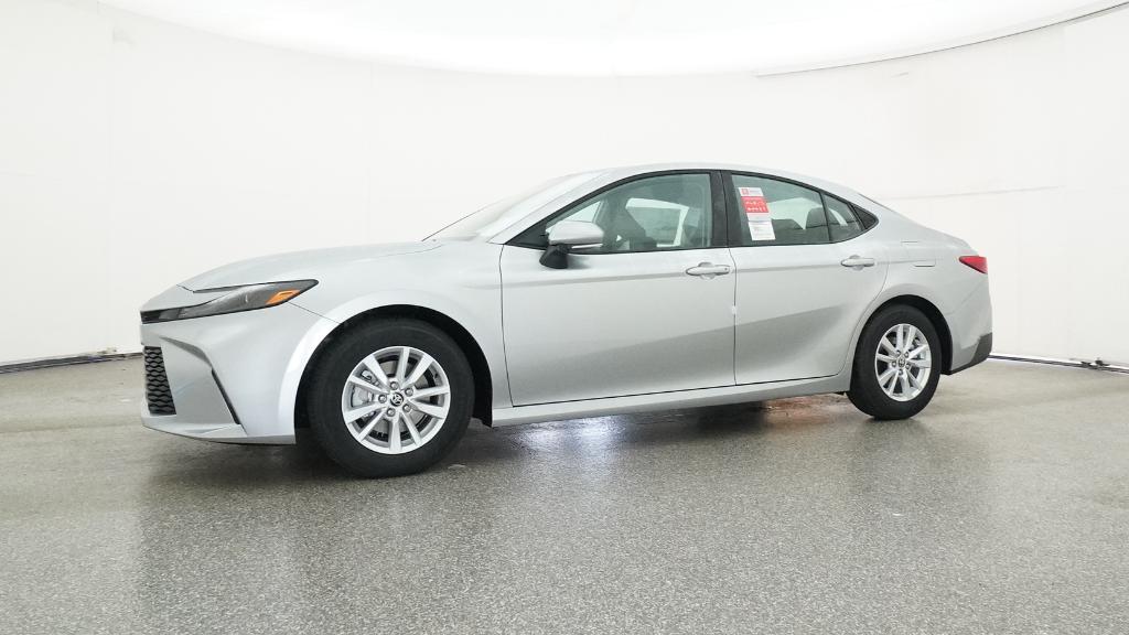 2026 Toyota Camry LE photo 3