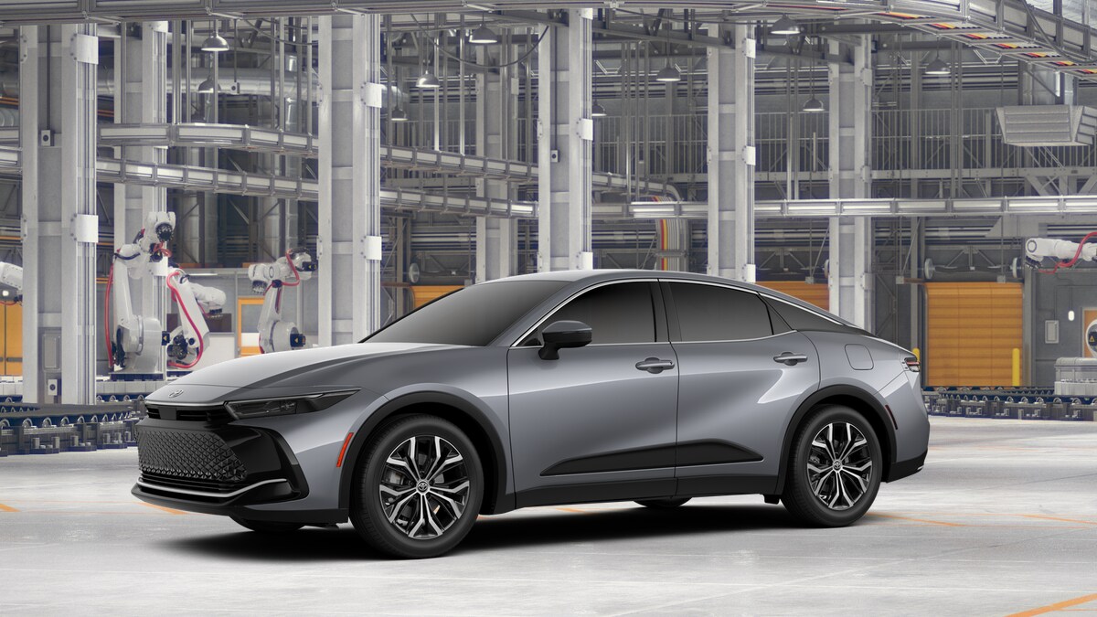 2026 Toyota Crown XLE photo 2