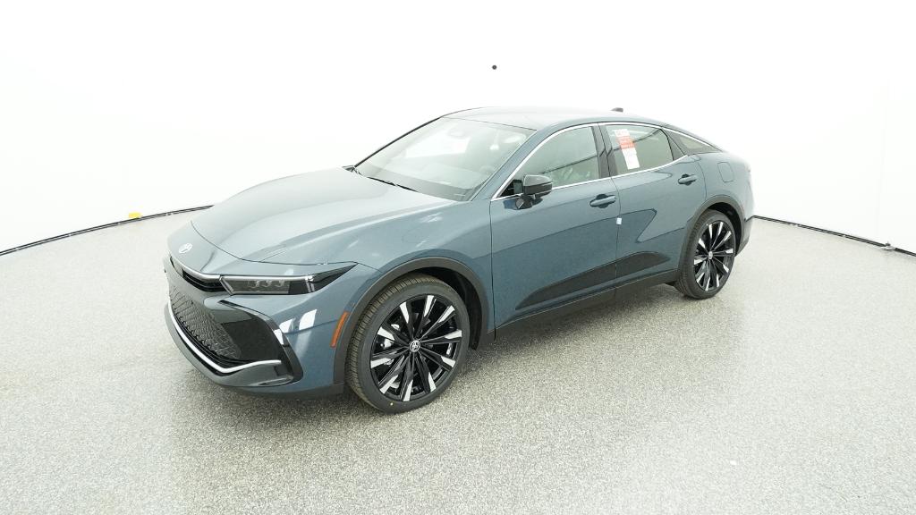 2026 Toyota Crown Platinum's photo