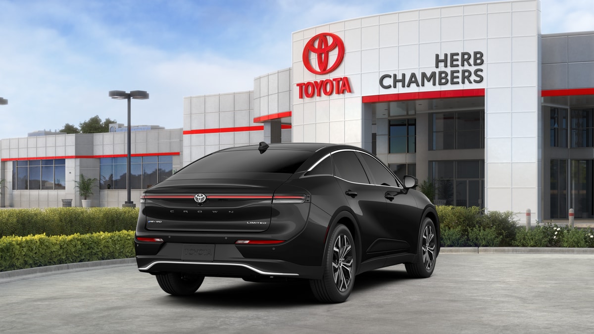 2026 Toyota Crown Limited - Photo 29