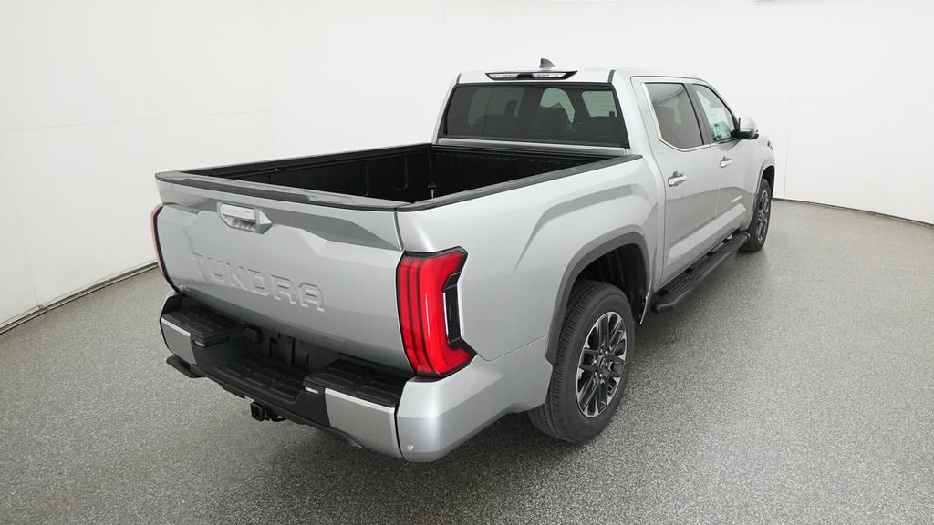 2025 Toyota Tundra Limited - Photo 23