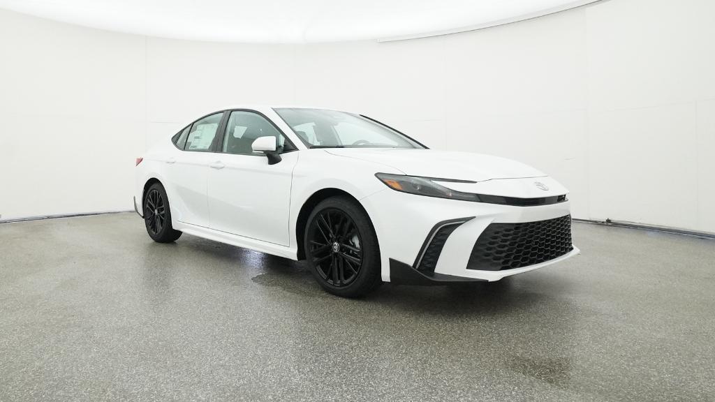 2026 Toyota Camry SE photo 6