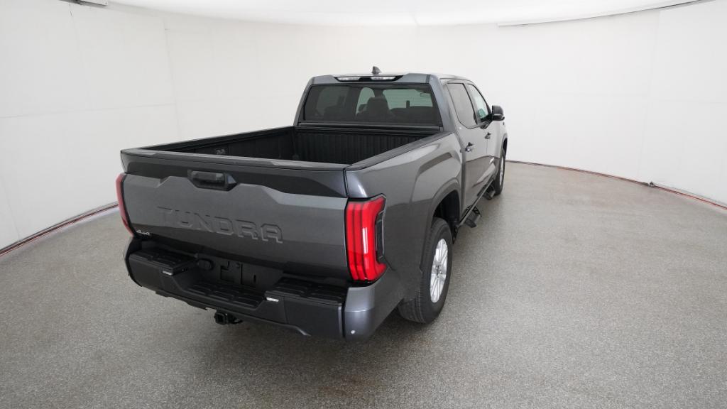 2026 Toyota Tundra SR5 - Photo 18