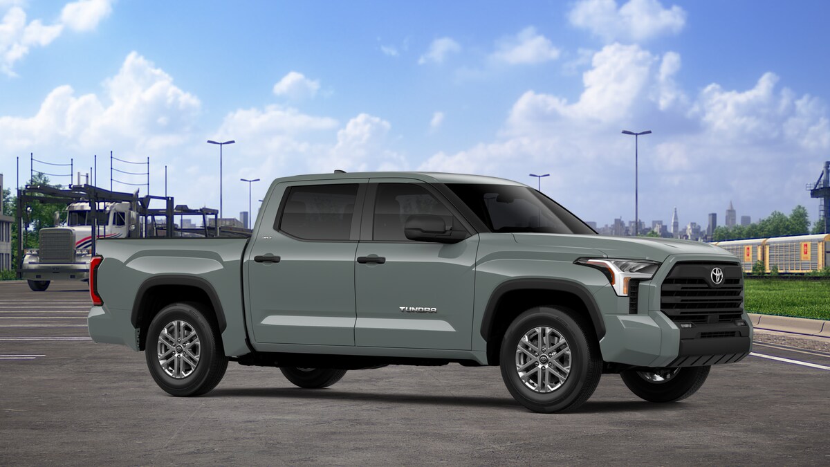 2025 Toyota RAV4 XLE Premium - Photo 15