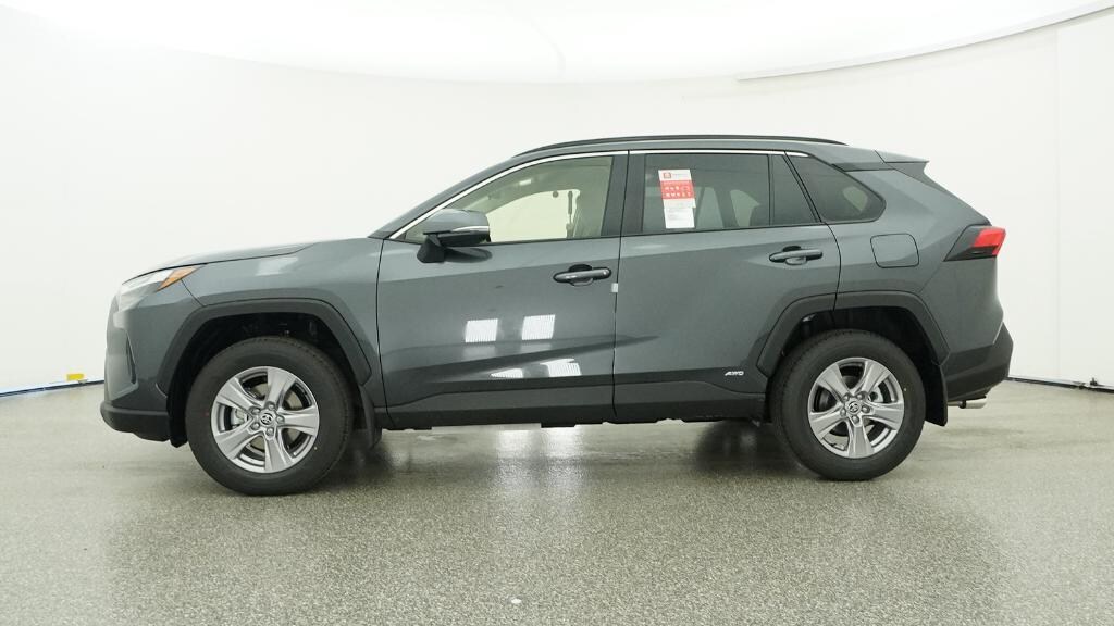 New 2025 Toyota RAV4 Hybrid XLE SUV