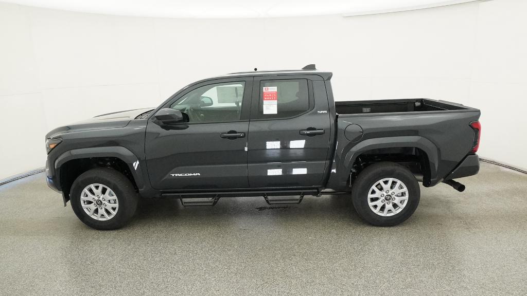 2025 Toyota Tacoma SR5 4x4 Double Cab photo 3