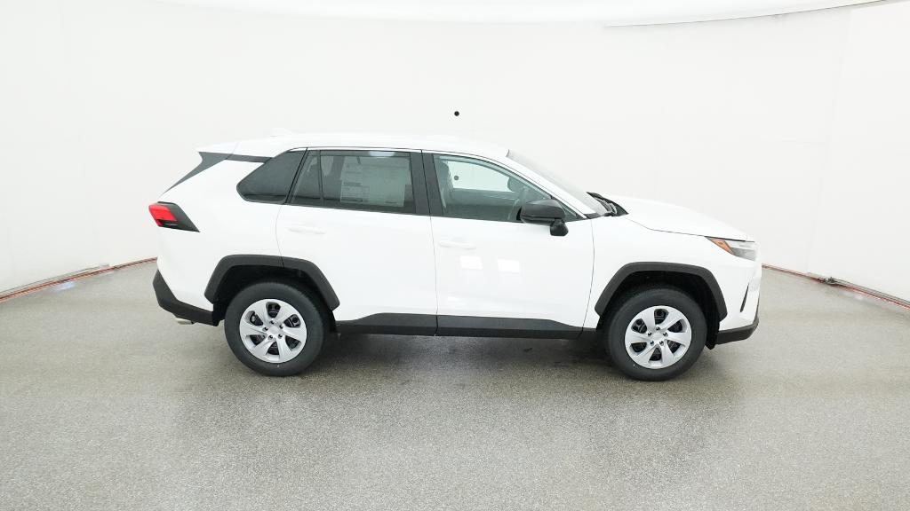 2025 Toyota RAV4 LE photo 4