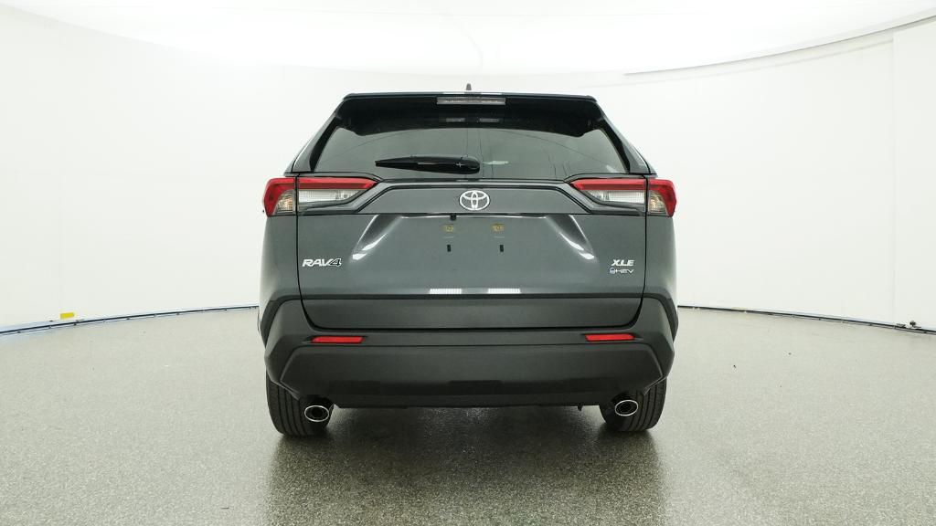 2025 Toyota RAV4 Hybrid XLE photo 3