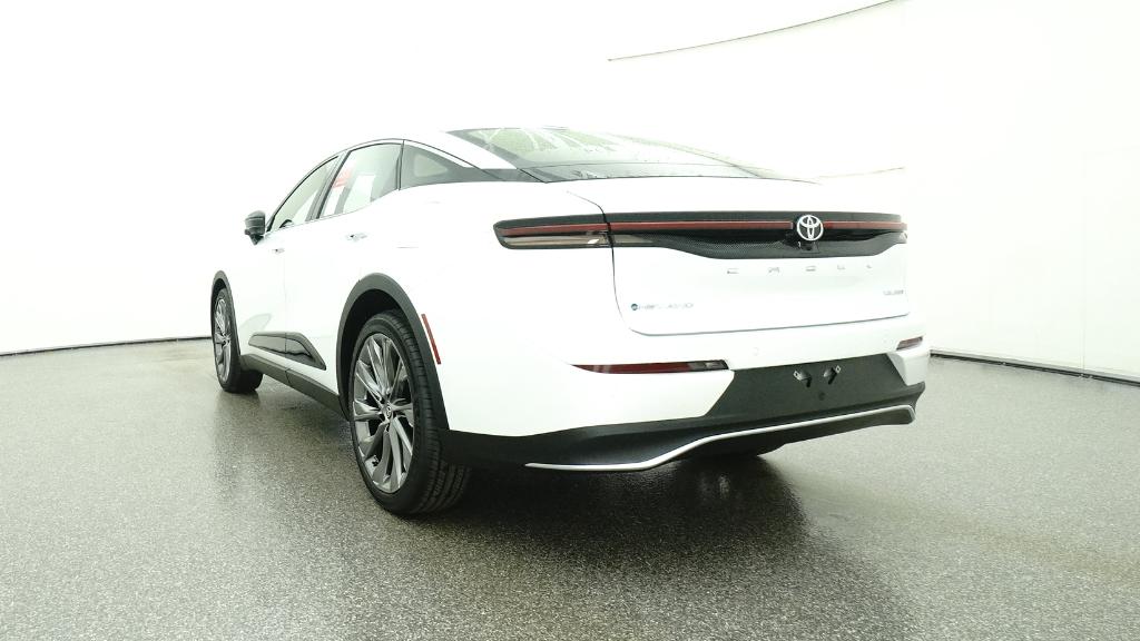 2026 Toyota Crown Limited - Photo 19