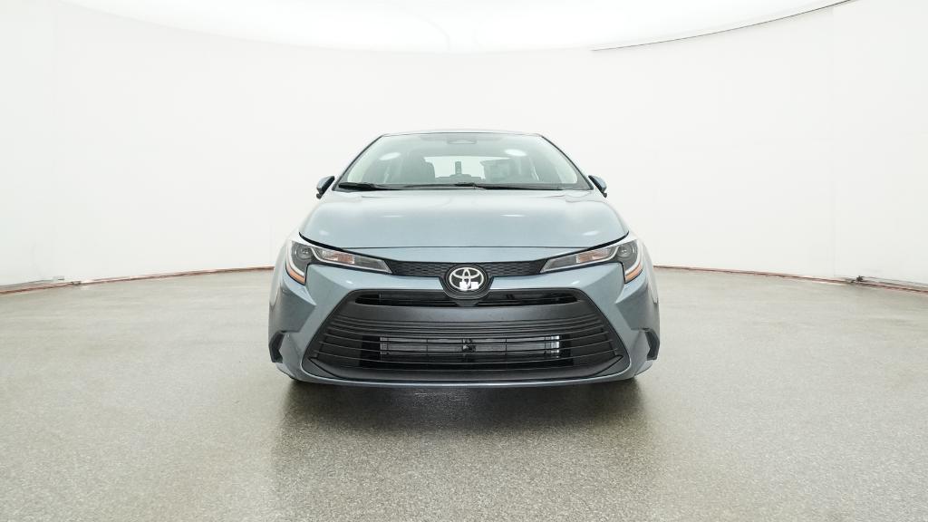 2026 Toyota Corolla LE photo 2