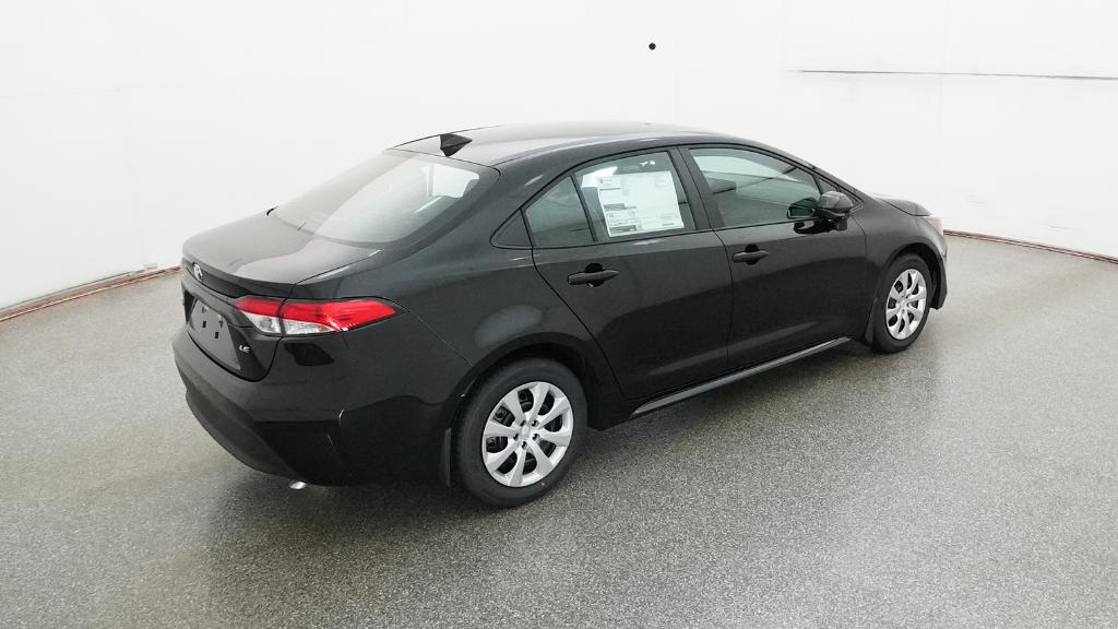 2026 Toyota Corolla LE photo 4