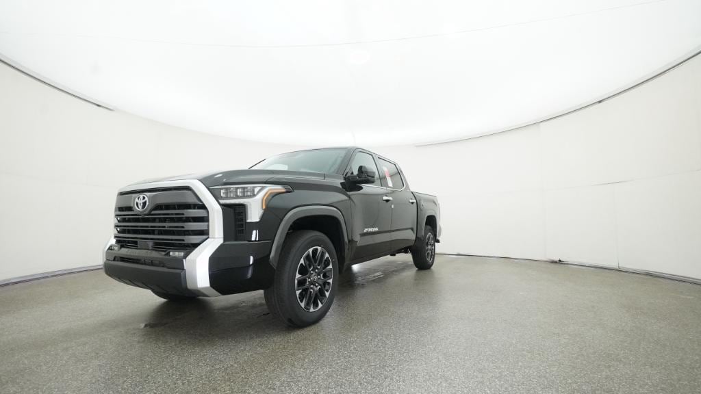 2026 Toyota Tundra Limited - Photo 10