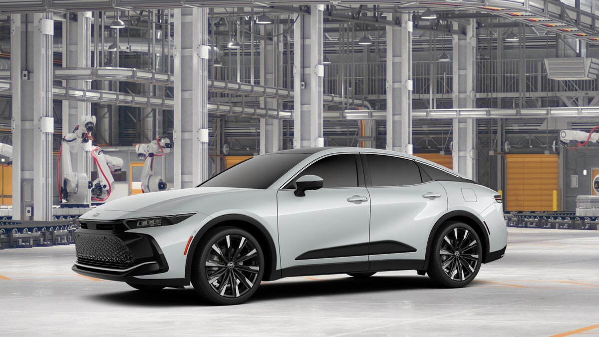 2026 Toyota Crown Platinum photo 2