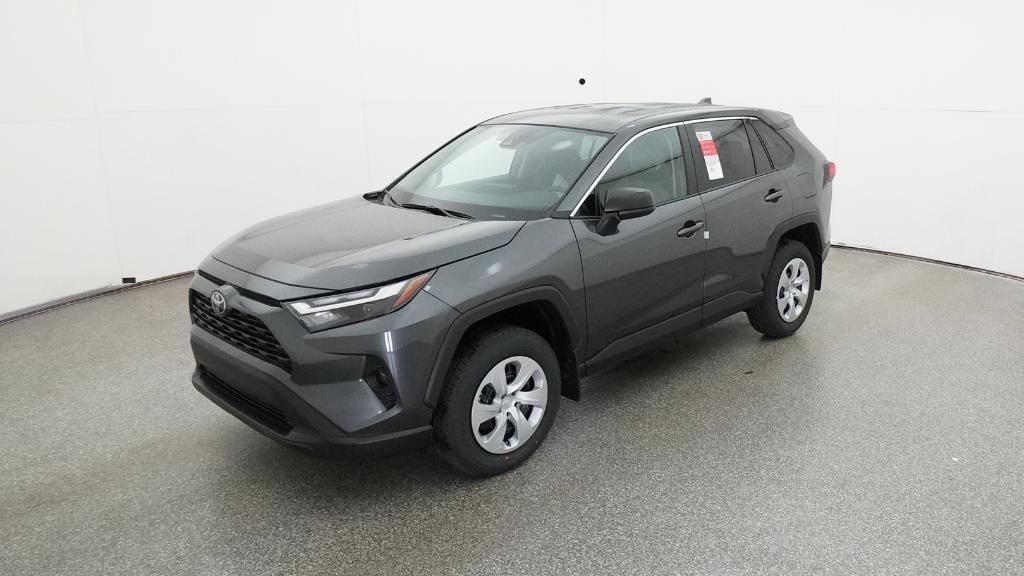2025 Toyota RAV4 LE's photo