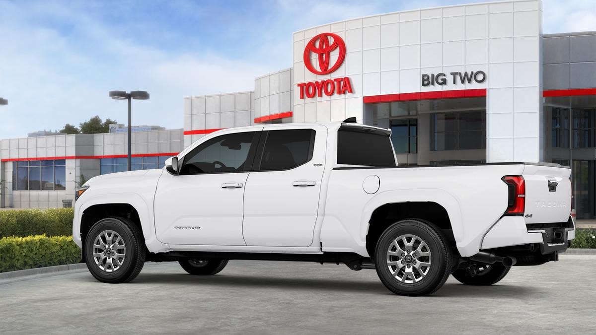 2026 Toyota Tacoma SR5 - Photo 5