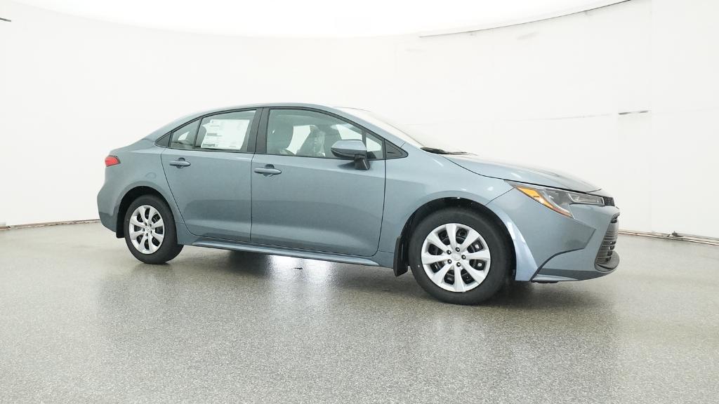 2026 Toyota Corolla LE photo 4