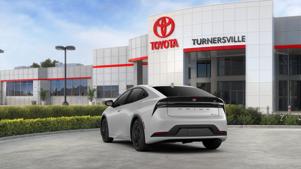 2026 Toyota Prius Plug-in Hybrid SE - Photo 18