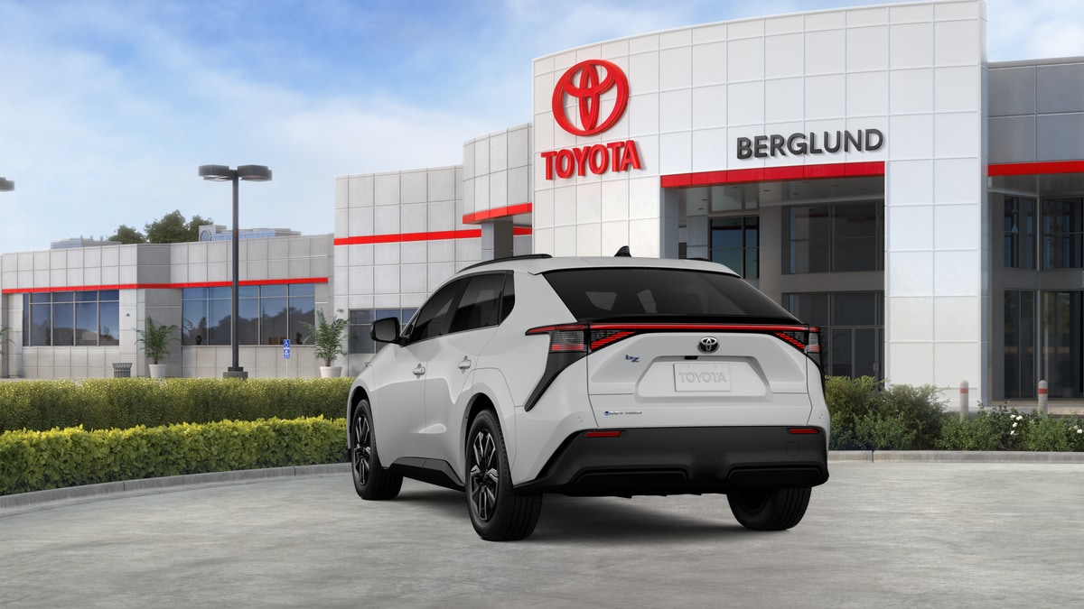 2026 Toyota bZ XLE - Photo 7