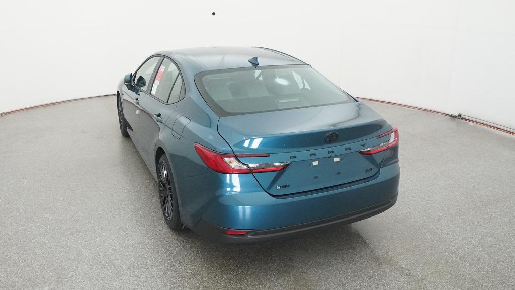 2026 Toyota Camry LE photo 3